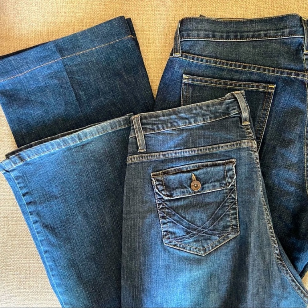Lot of 2 Gap and Lee bootcut jeans 12T dark wash